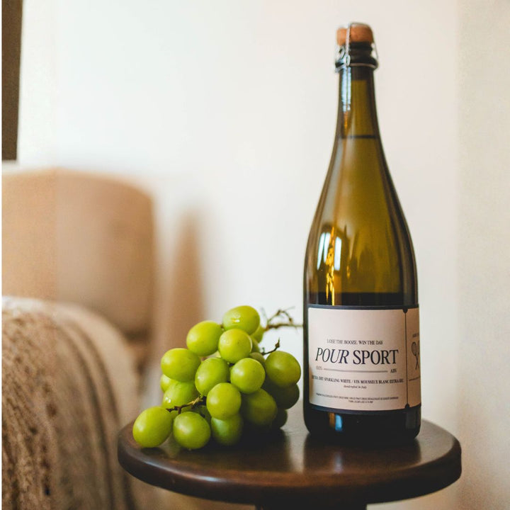 Pour Sport - Sparkling White, non-alcoholic wine, photo 4 of 5