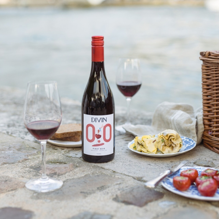 DIVIN 0.0 - Pinot Noir, non-alcoholic wine, photo 6 of 6